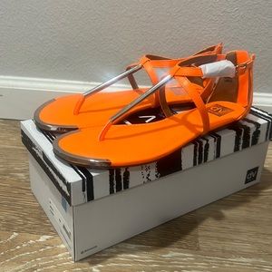 dv dolce vita Orange and Silver Sandals BRAND NEW